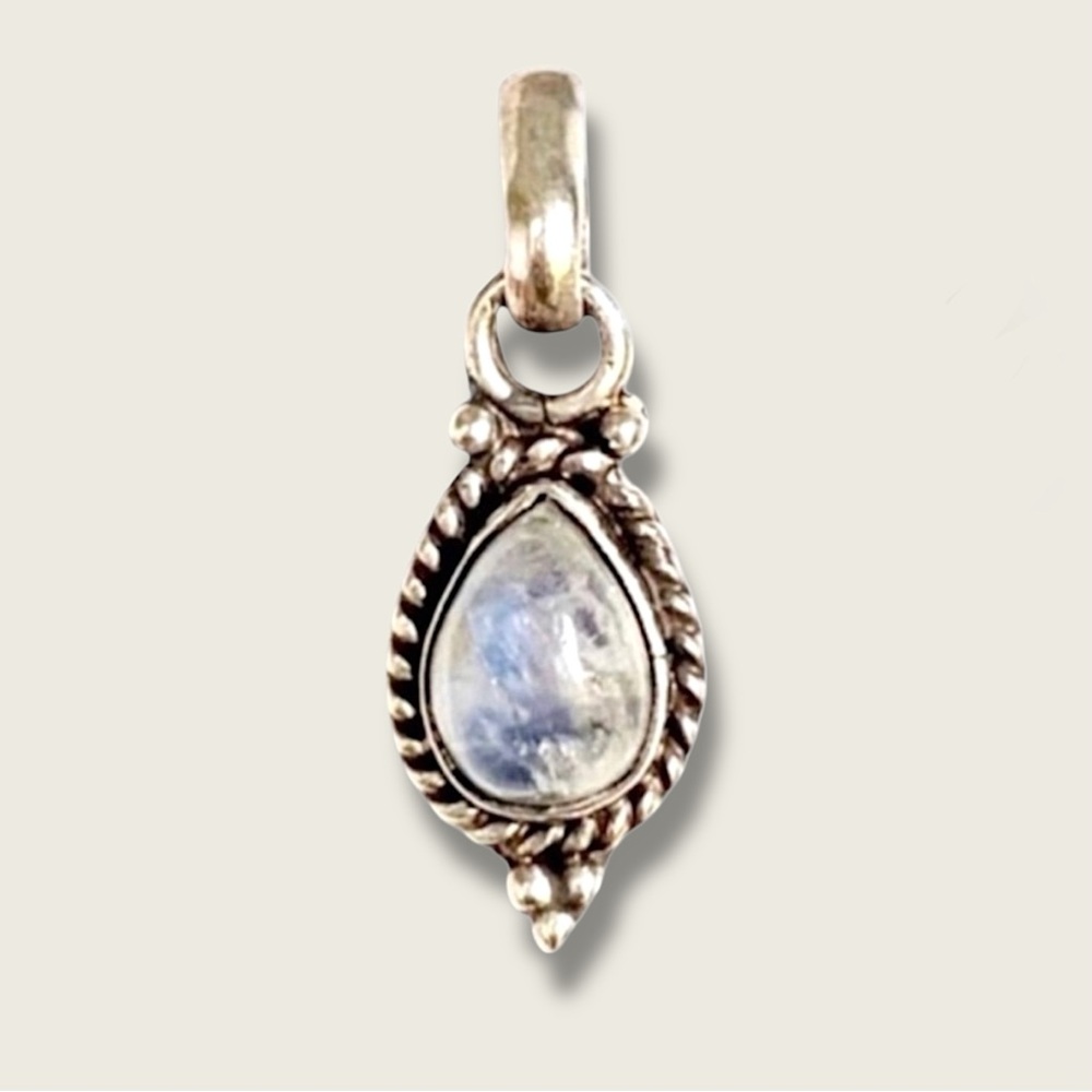 925 Sterling Silver Pendant